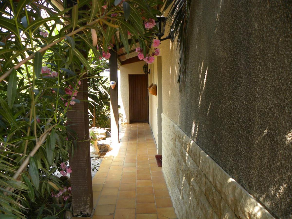 In'D'Noi Bed & Breakfast อฌักซิโอ้ ภายนอก รูปภาพ