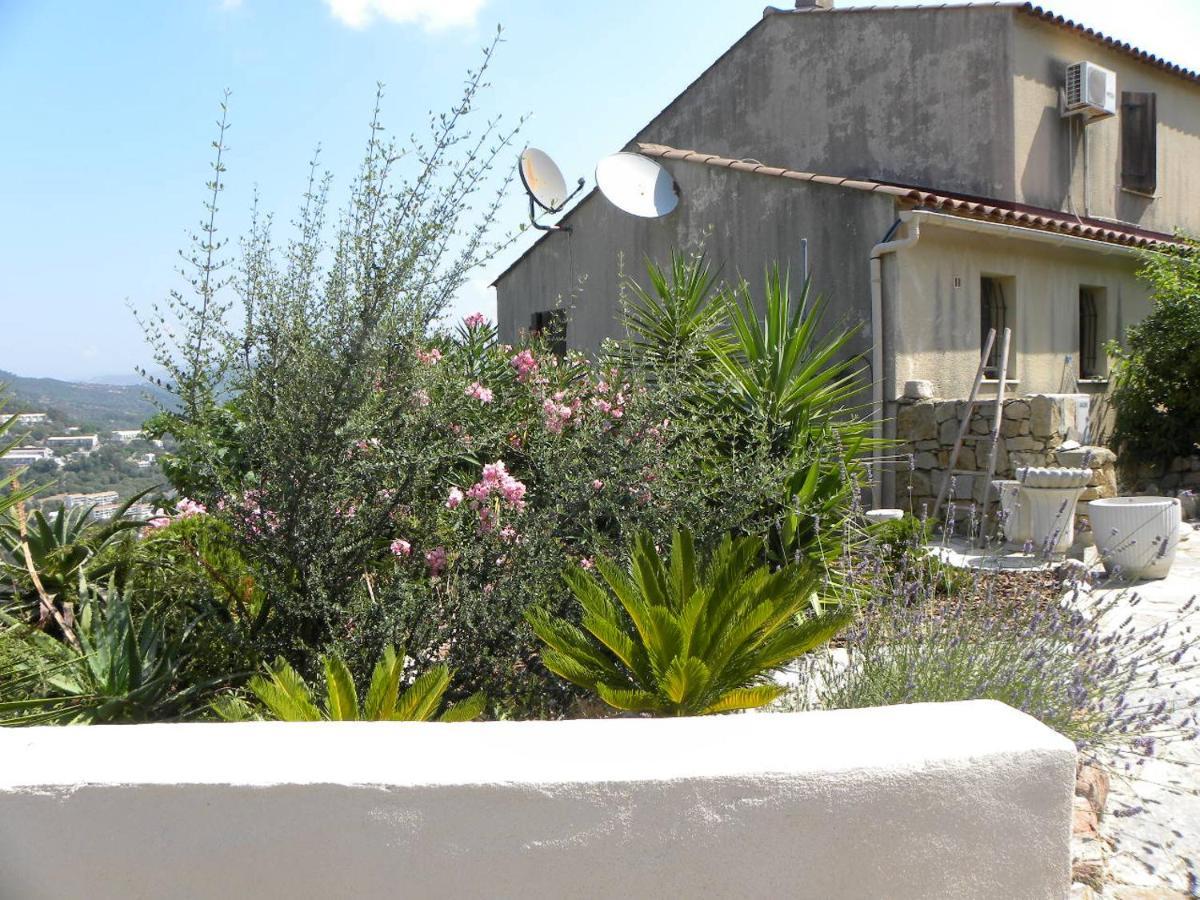 In'D'Noi Bed & Breakfast อฌักซิโอ้ ภายนอก รูปภาพ